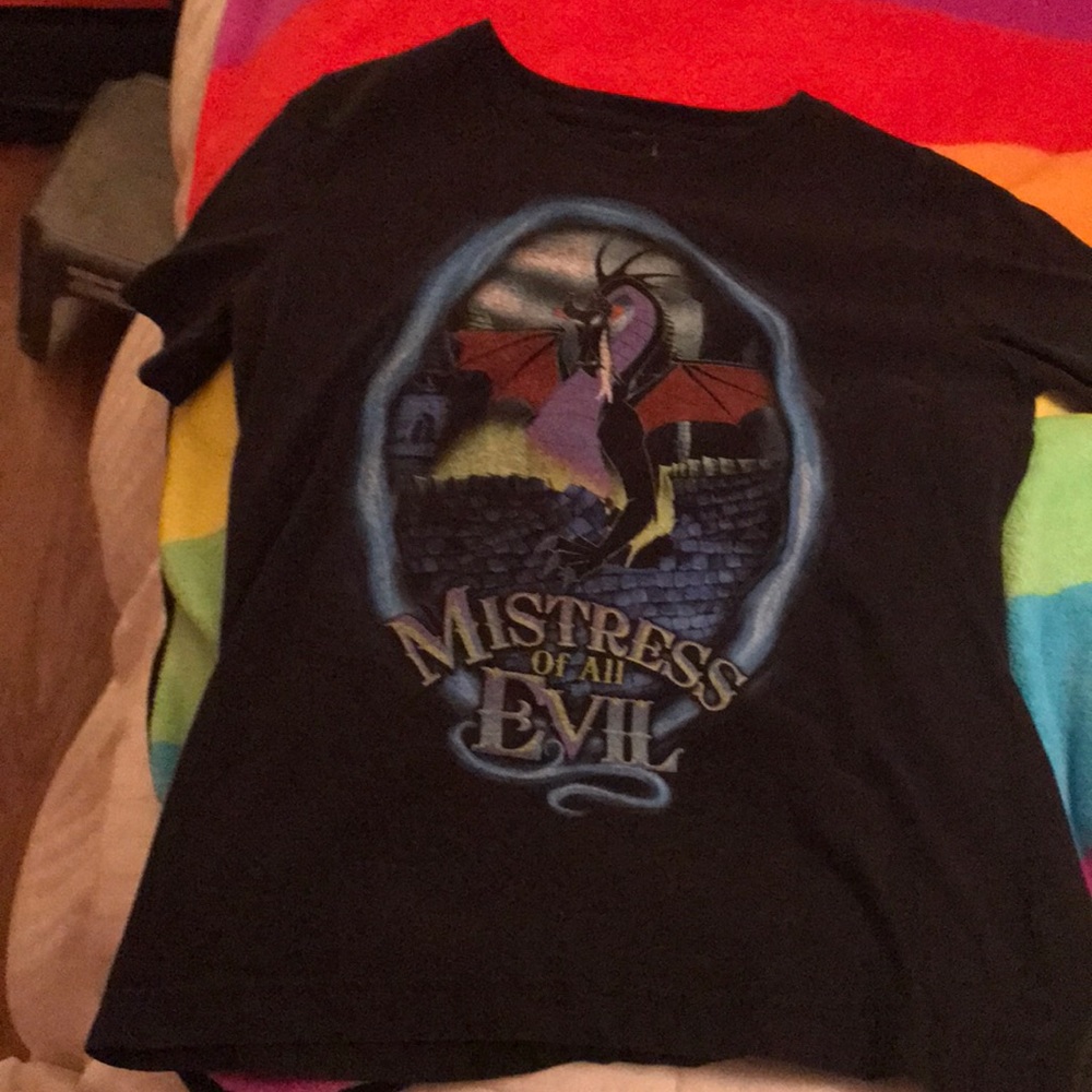 Black Disney T-Shirt with ‘Mistress of Evil’